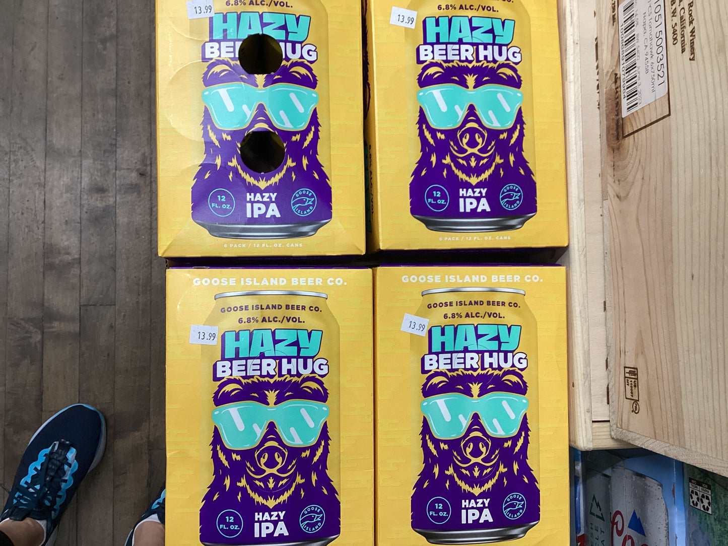 Goose Island Hazy Beer Hug (6pk)