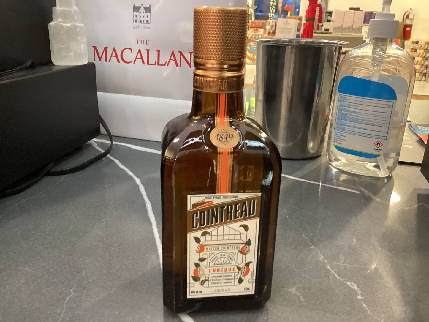 Cointreau (375mL)