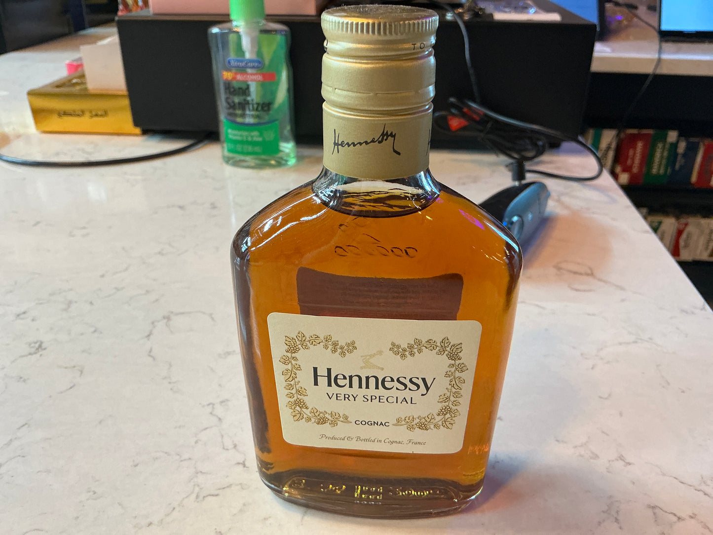 Hennessy VS Cognac (200mL)