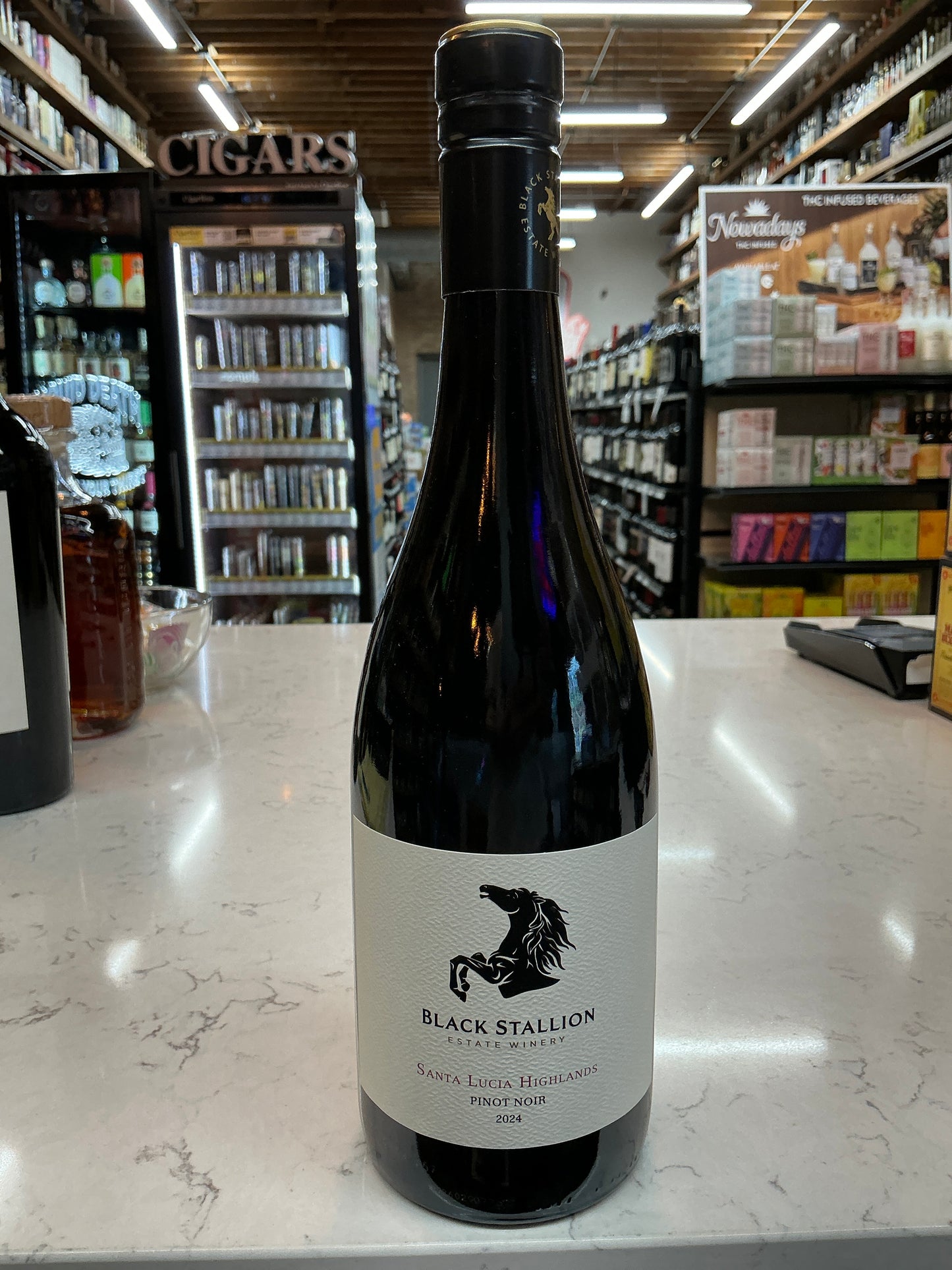 Black Stallion Pinot Noir Santa Lucia Highlands (750ml)