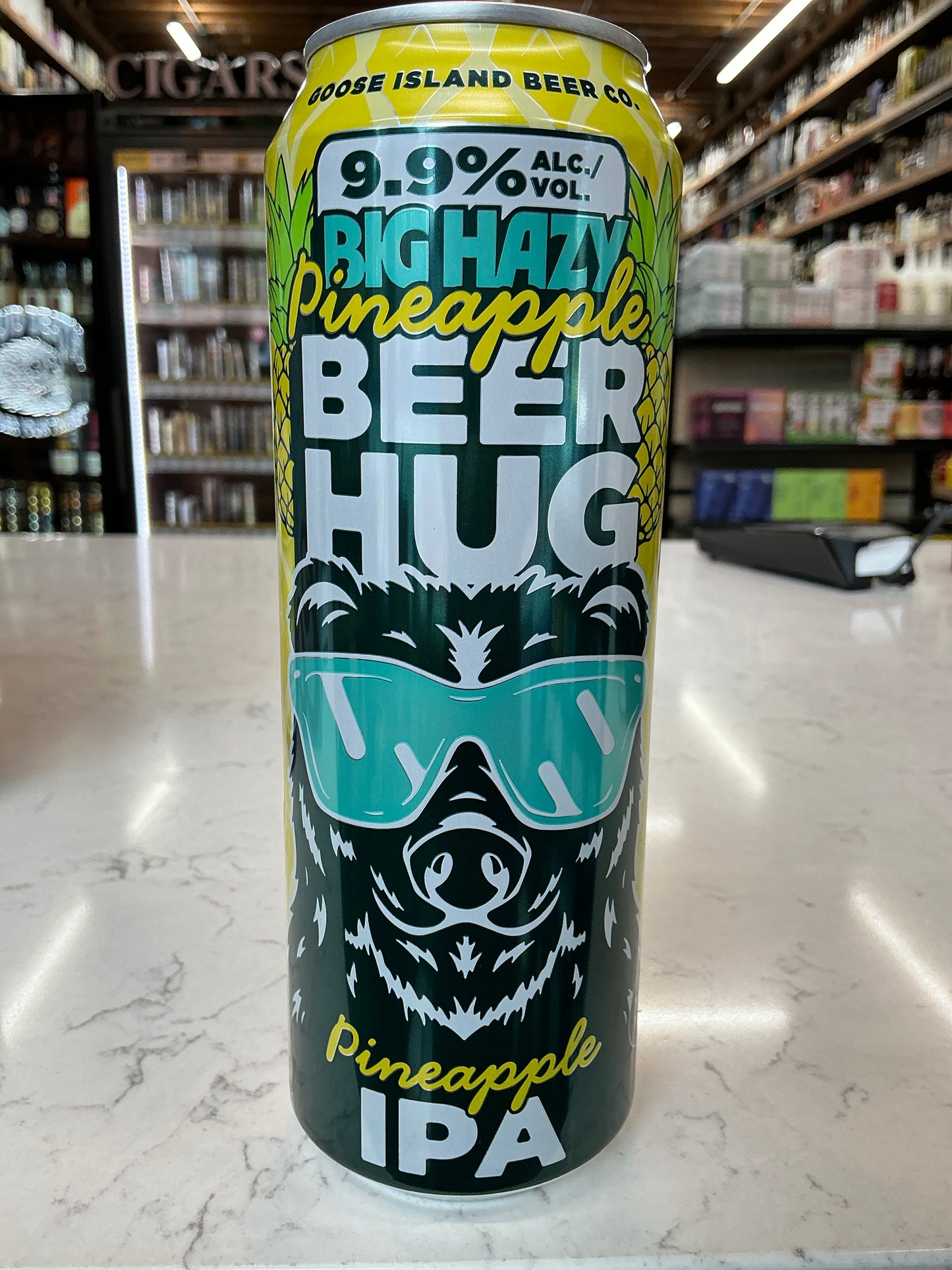 Goose Island Big Hazy Pineapple IPA Beer Hug (19.2oz)