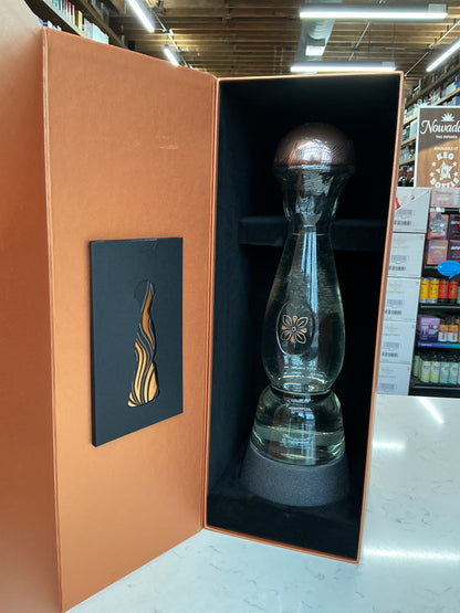 Clase Azul Tequila Blanco “ Ahumado “ 750mL