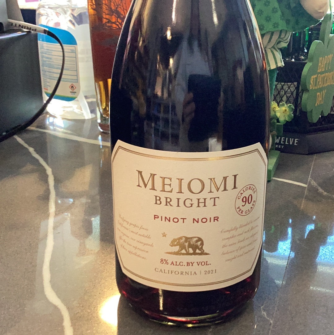 Meiomi Bright Pinot Noir (750mL)