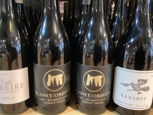 Planet Oregon Wilmette Valley Pinot Noir (750mL)