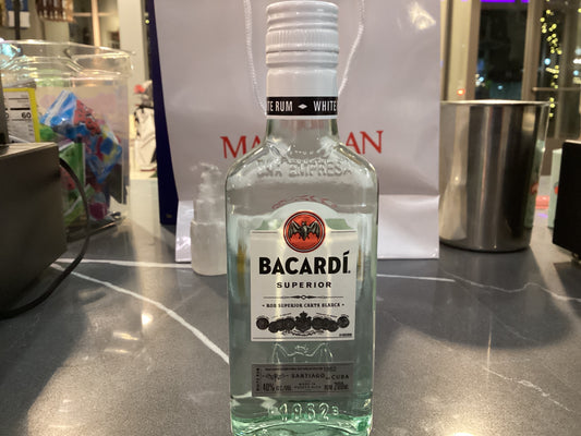 Bacardi Superior Rum (200 ml)