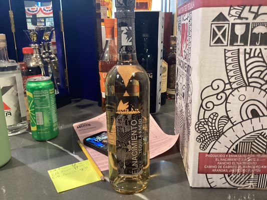 El Nacimiento Anejo (750 ml)