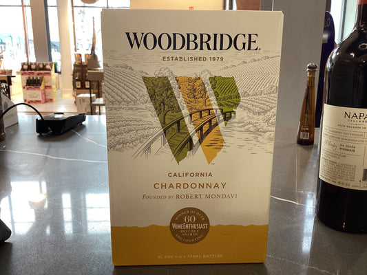 Woodbridge Buttery Chardonnaty Box Wine (3L)