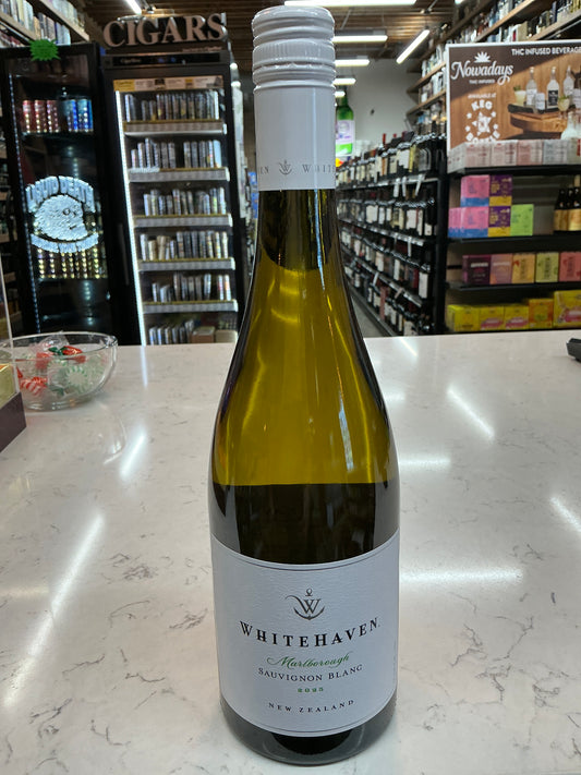 WhiteHaven Sauvignon Blanc Wine (750mL)