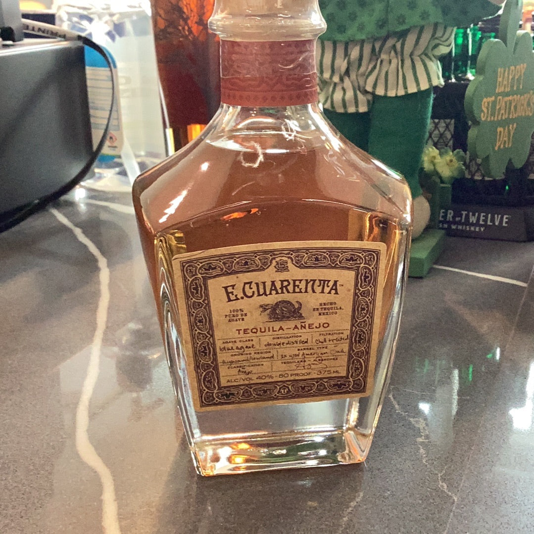 E. Cuarenta Anejo 375 mL