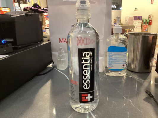Essentia water 700mL