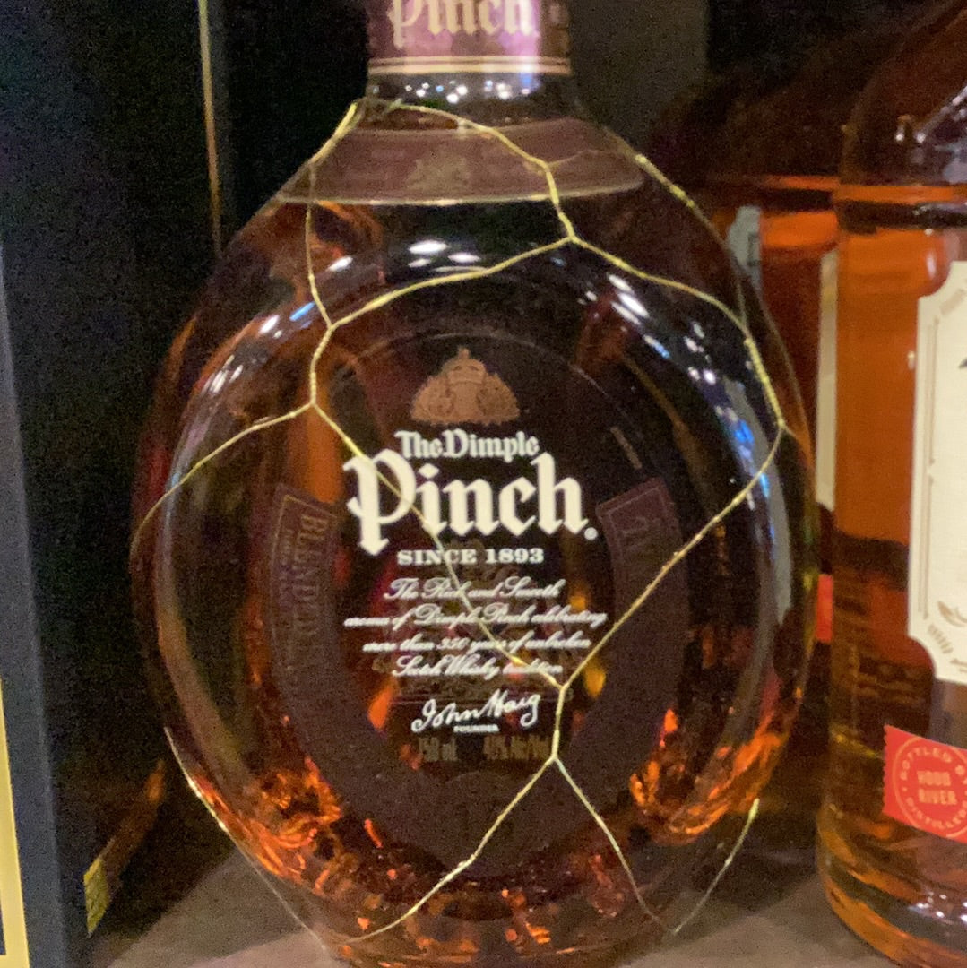 The Dimple Pinch 15 Year Blended Scotch Whiskey (750mL)