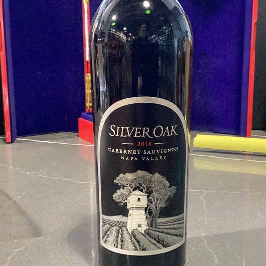 Silver Oak Cabernet Sauvignon Napa Valley 2018 (750 ML)