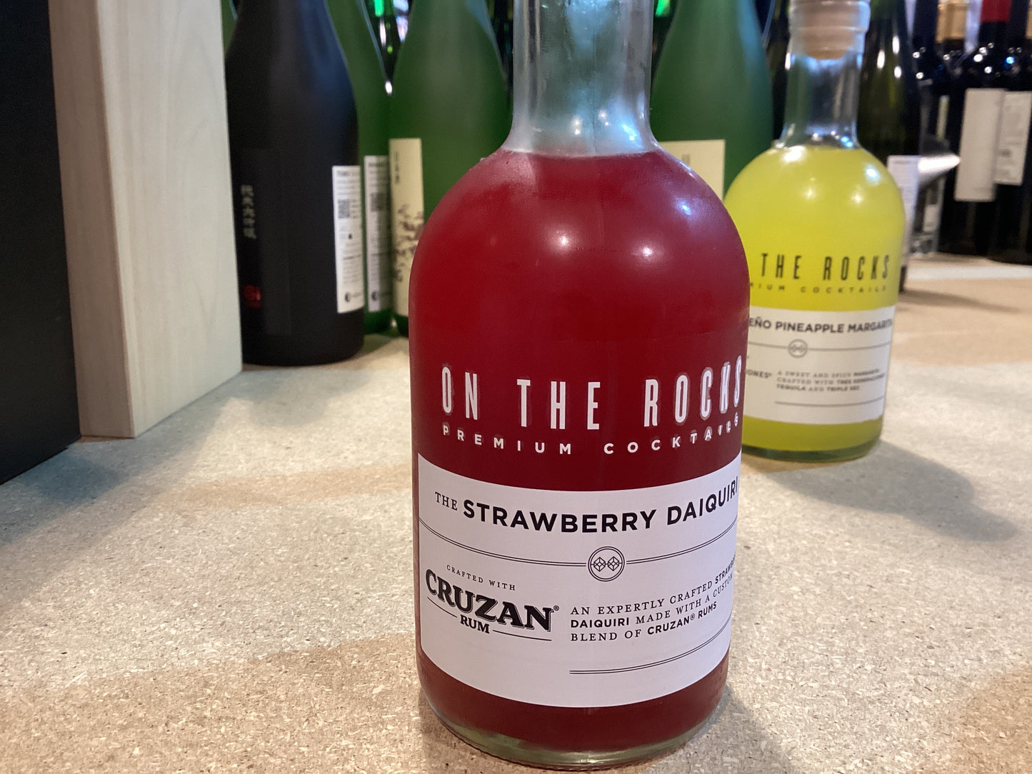 On the Rocks Strawberry Daiquiri Premium Cocktails (375 mL)