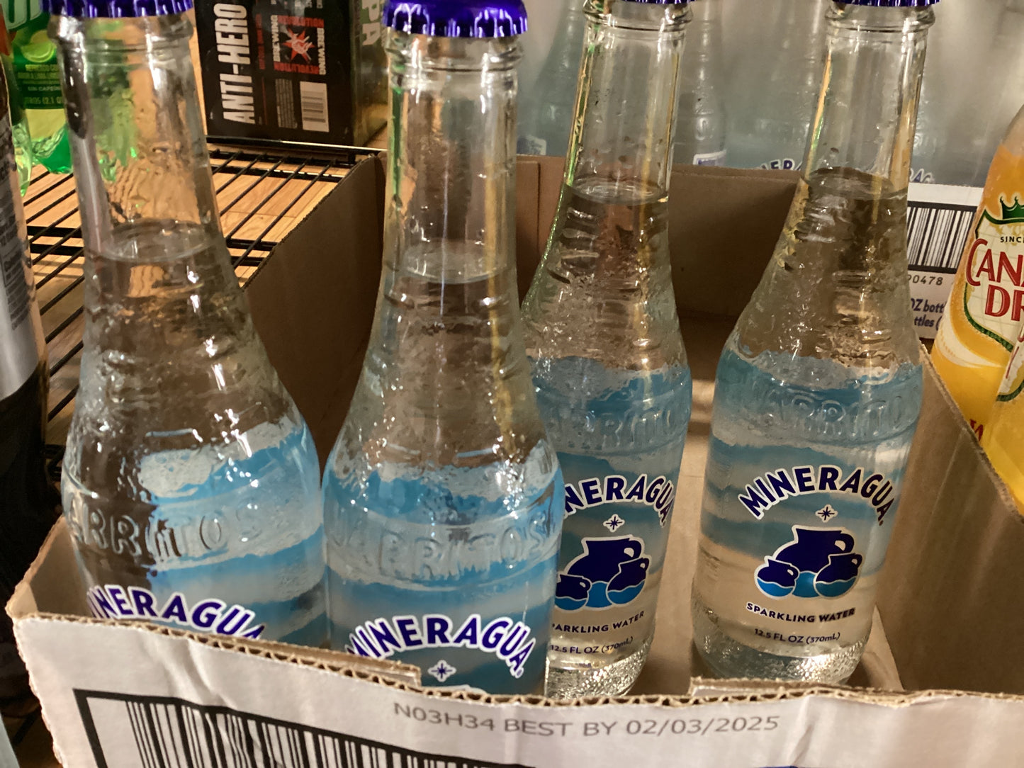 Mineragua sparkling water 370ml
